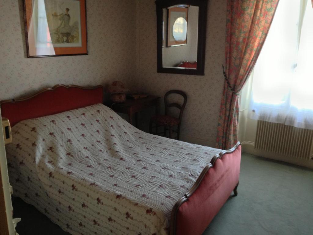 Domaine De Vilotte Bed and Breakfast Ardenais Habitación foto